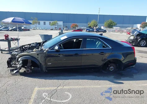 2013 Cadillac Cts-V z USA, uszkodzony, nr VIN 1G6DV5EPXD0104638